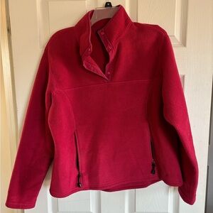 Winter berry Fleece Pullover